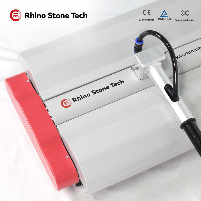 Rotary Handel Solar Panel Roller Brush Battery Powered IP65 Cleaning Solar Panels On Roof