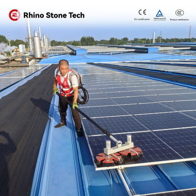 Dual Disc Solar Module Cleaning Wiper Battery Powered Maintaining Solar Panels 7.5 Meters